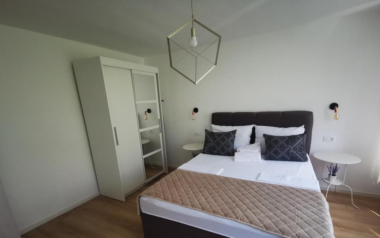 City Center Apartment Bravos Makarska Exterior photo